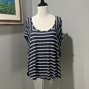 NWT Elan Blue White Striped Cold Shoulder Lightweight Top Blouse Shirt Sz Medium